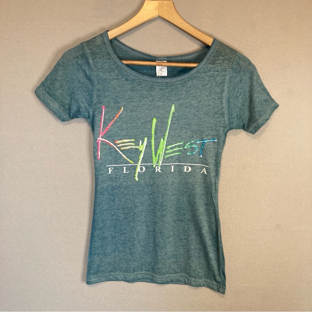LE "KEY WEST FLORIDA" WOMEN'S TEE, SZ-SM, TEAL w/MULI-COLOR, SHORT SLEEVE